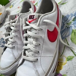 Nike White Youth Sneakers with Red Accent